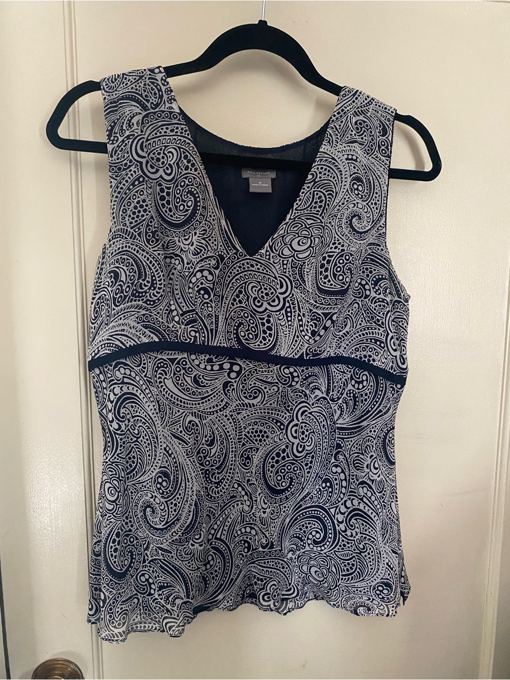 LOFT Black and White Paisley V-Neck Tank